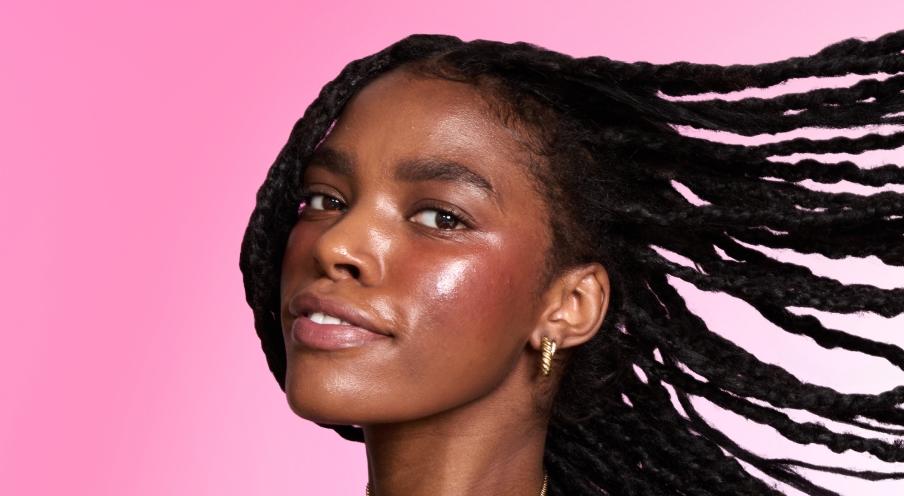 How to Make Your Makeup Sweatproof How to Make Your Makeup Sweatproof